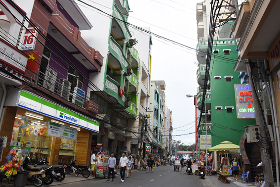 Nhà mặt tiền Phó Đức Chính thành phố Vũng Tàu ( Gần biển tắm Thuỳ Vân)